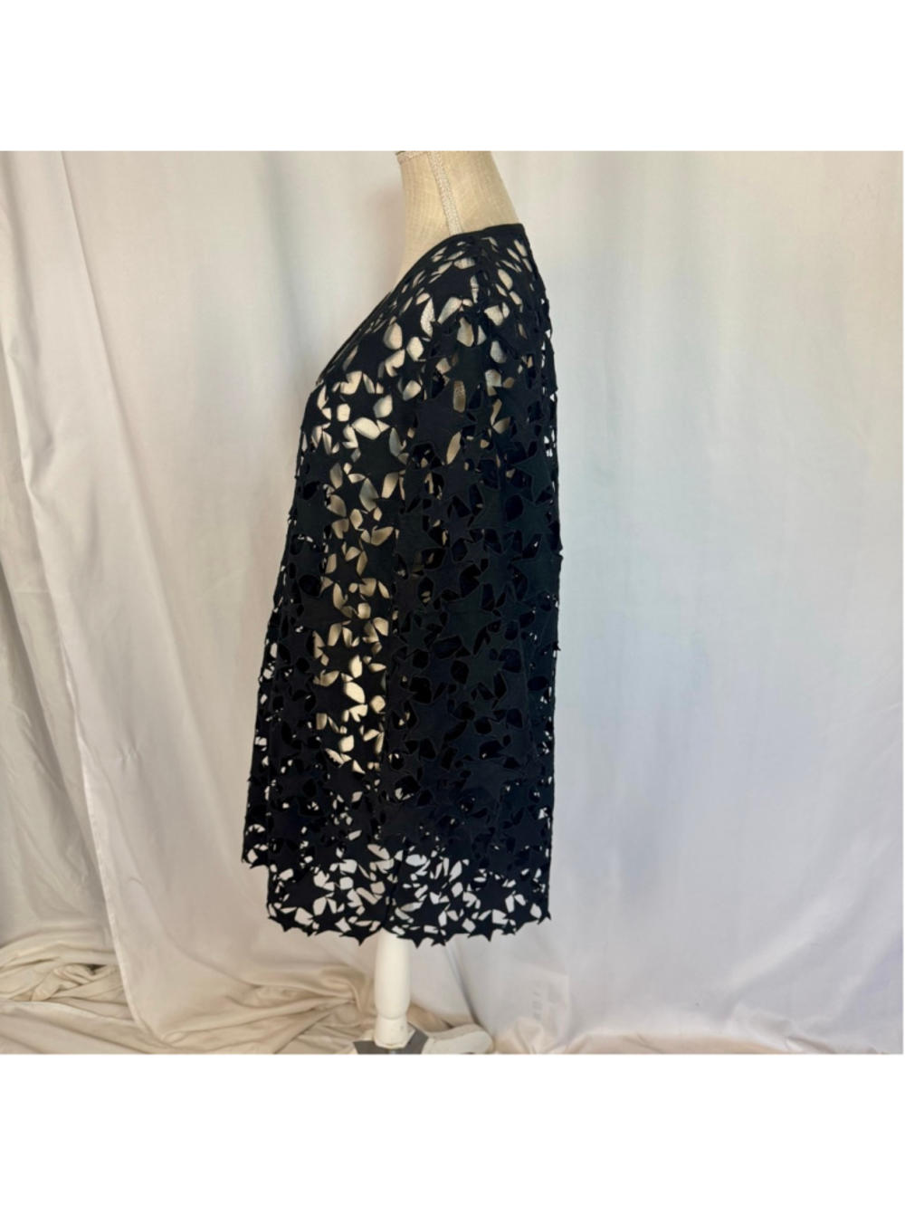 Maeve Star Cutwork Mini Kaftan
Black One Size Women's Coverup Blouse - Picture 4 of 12